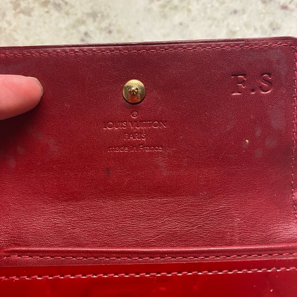 Louis Vuitton Red Vernis Patent Leather Elise Wallet - Picture 4 of 6